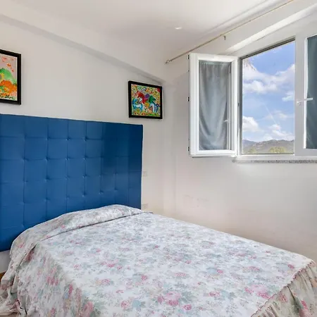 Apartment Stunning W/ Swimmping Pool&private Parking!