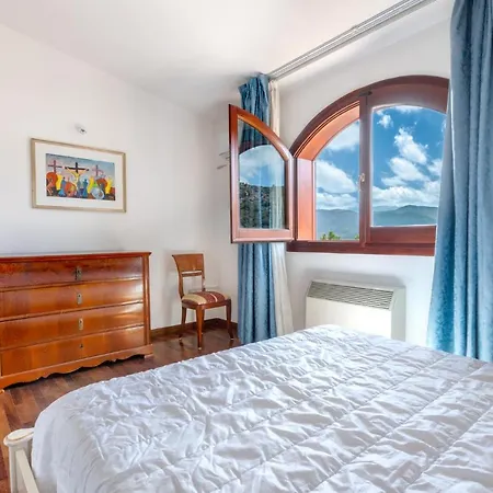 Stunning W/ Swimmping Pool&private Parking! Apartamento