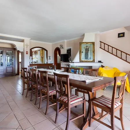 Apartment Stunning W/ Swimmping Pool&private Parking! *